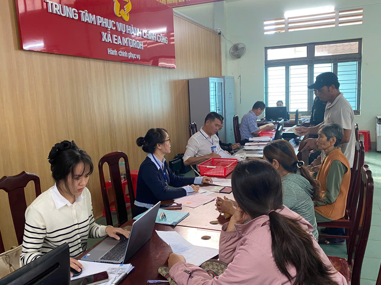 pho-cap-kien-thuc-so-cho-_841766651562