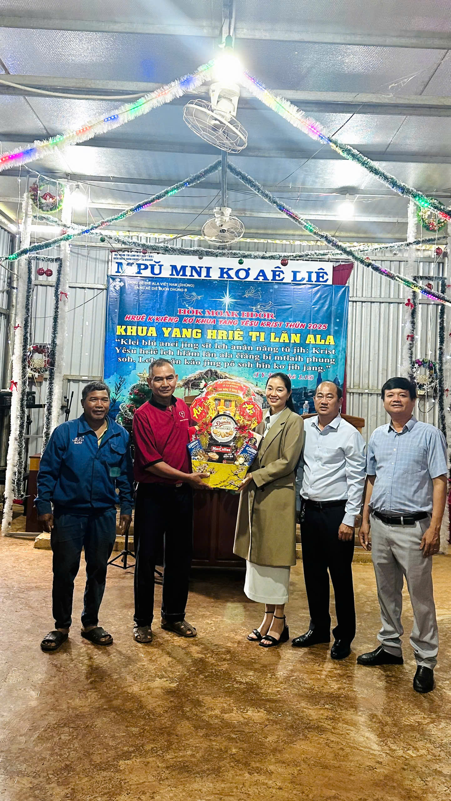 z7348666844507_f519d990209eaa5ece6da60bfcf180e4