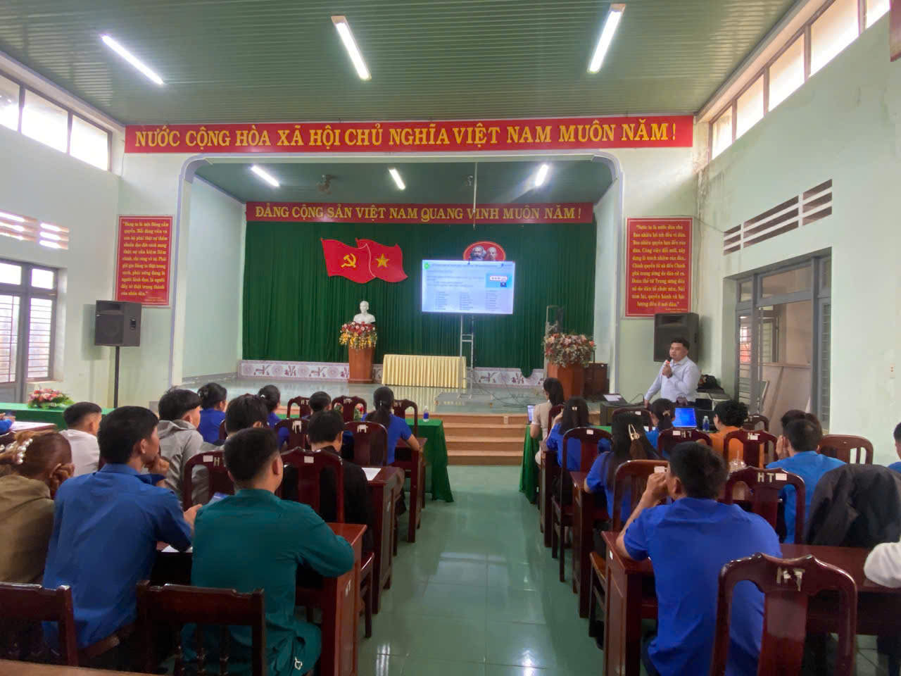 z7348724072068_3faa369e986ca0fb29baf7095d497355