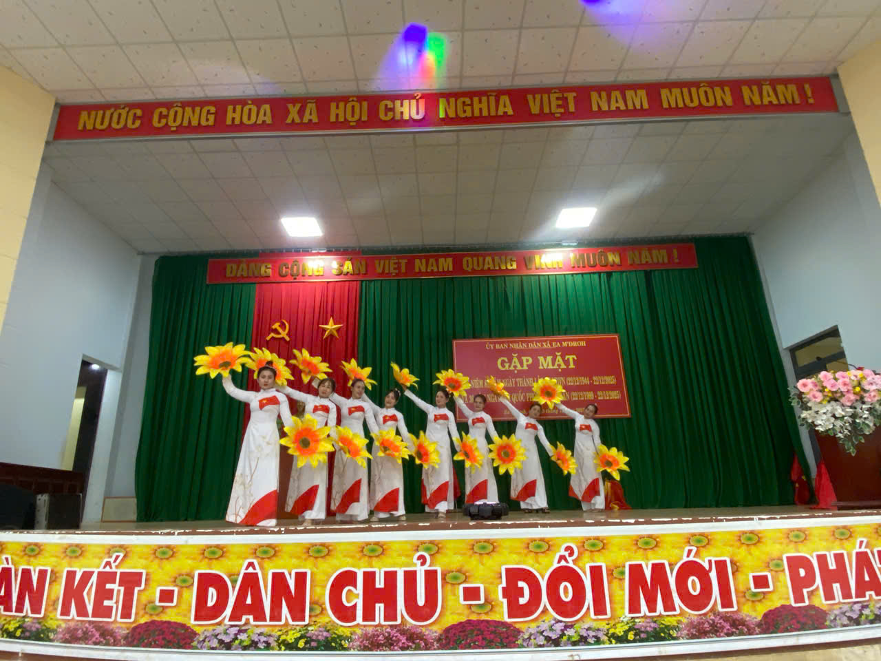 z7355933497327_ba8460fa32efcd554000b49b15b6f015