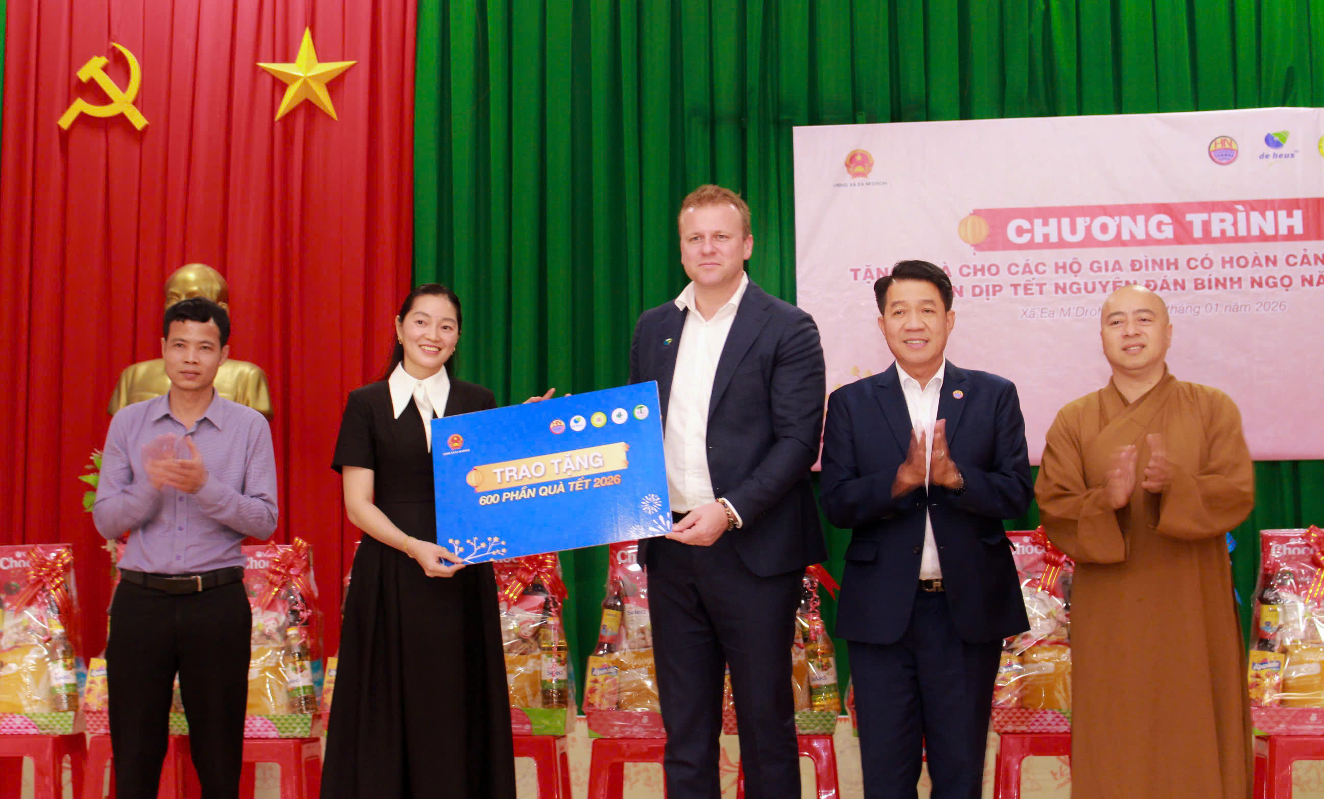 TẬP ĐOÀN DE HEUS VIỆT NAM & CHÂU Á, TẬP ĐOÀN HÙNG NHƠN VIỆT NAM CÙNG CÁC DOANH NGHIỆP ĐỒNG HÀNH CHĂM LO TẾT BÍNH NGỌ 2026 CHO HỘ KHÓ KHĂN TẠI XÃ EA M’DROH